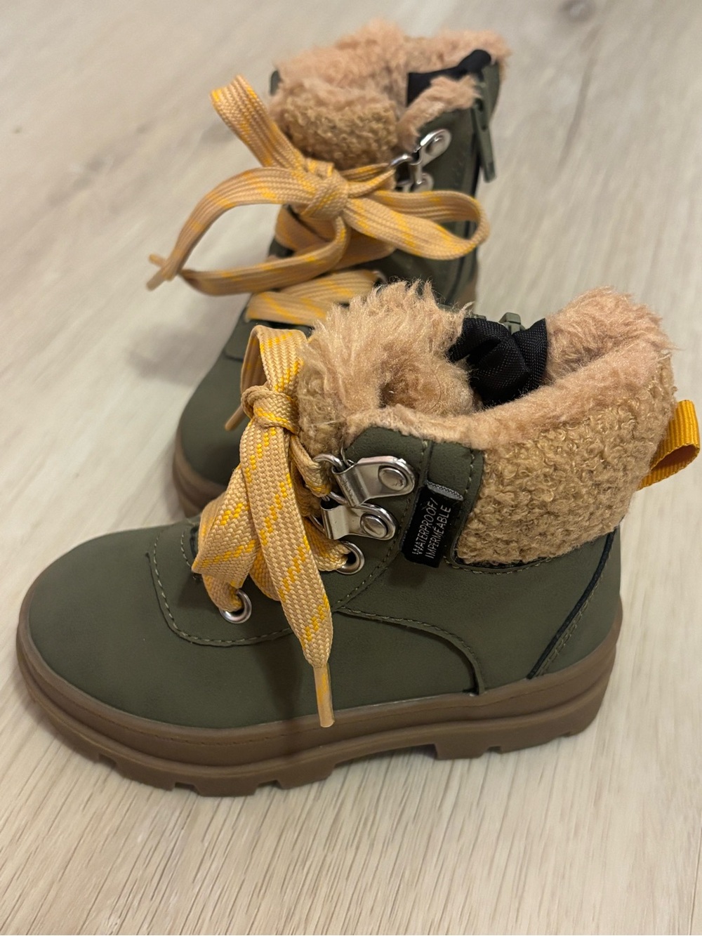 Toddler Olive Green Fur-Trim Winter Boots BNWOT
